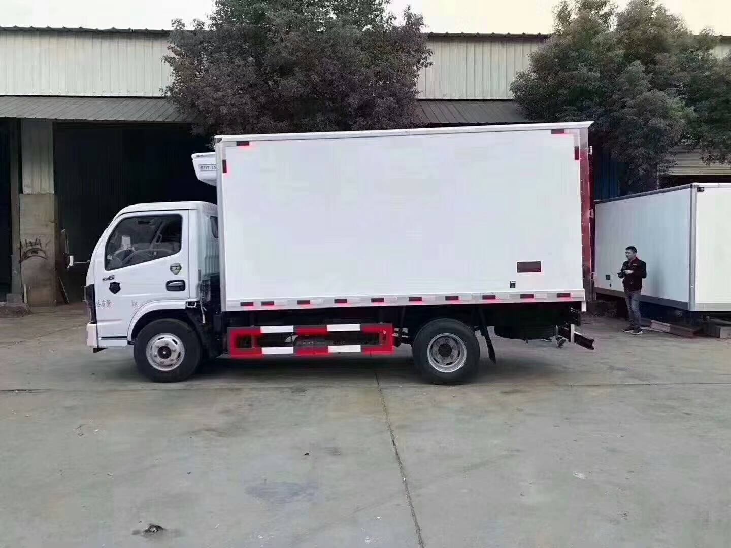 國六東風(fēng)冷藏車