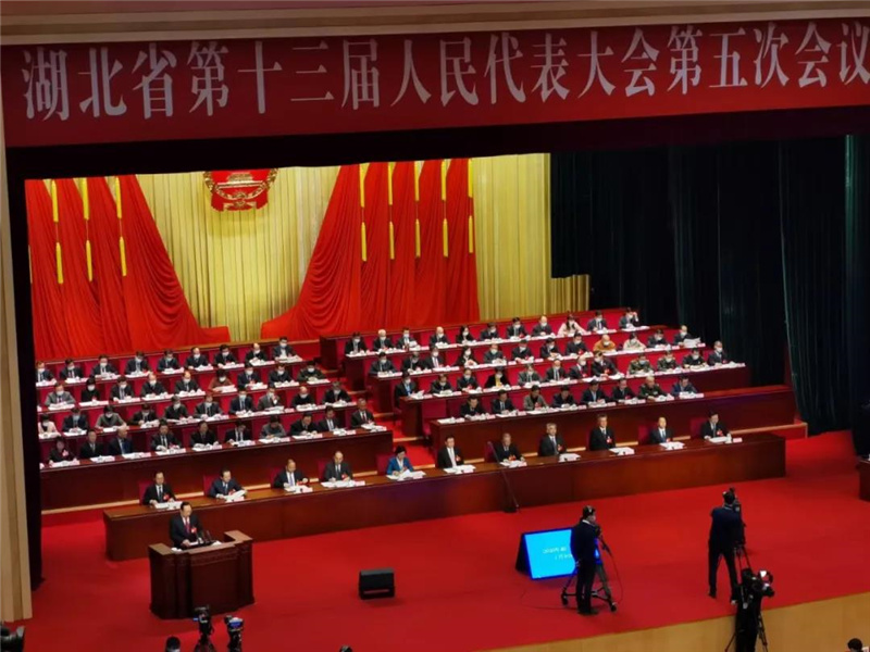 程力專汽2021年確定85億產(chǎn)值目標(biāo)，湖北省政協(xié)委員、隨州市人大代表程力集團(tuán)總經(jīng)理程阿羅出席“兩會(huì)”力推隨州專汽應(yīng)急產(chǎn)業(yè)雙核發(fā)展