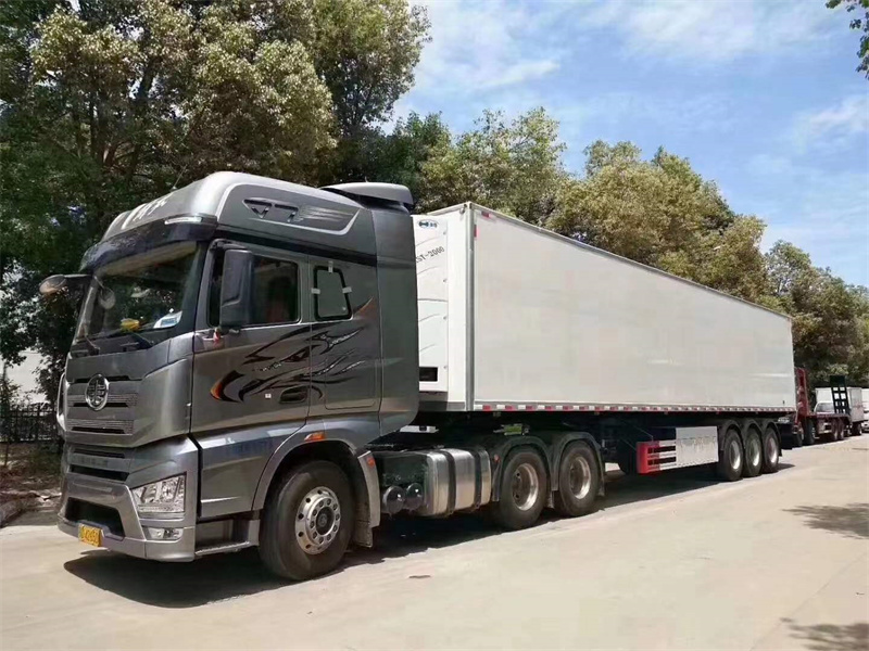 半掛移動(dòng)屠宰車?yán)洳剀? title=