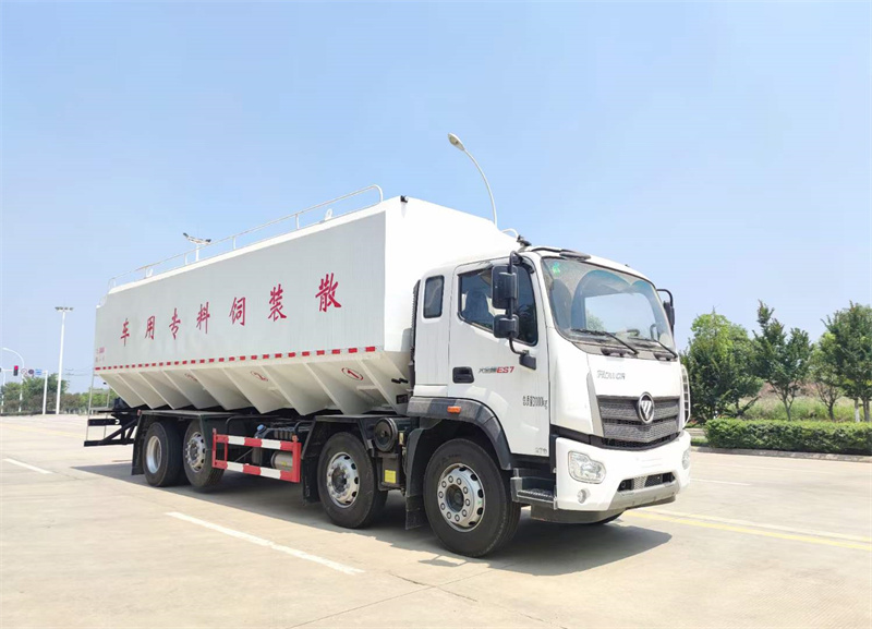 福田瑞沃短軸40方散裝飼料運輸車