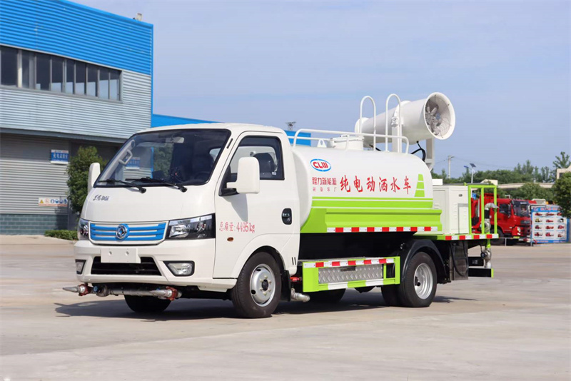 東風3方純電動灑水車加裝霧炮